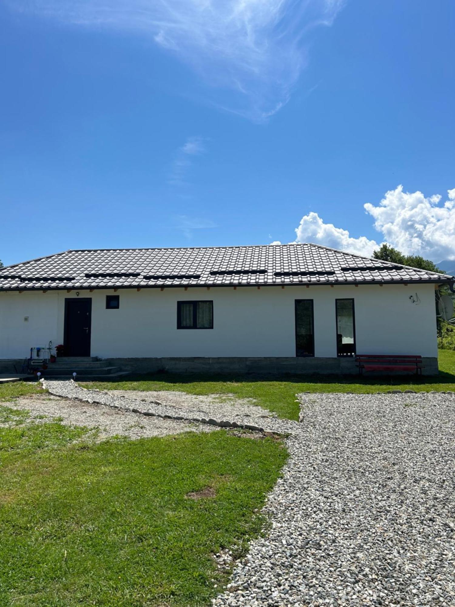 Cottage Bytheriver Arpaşu de Sus Екстериор снимка