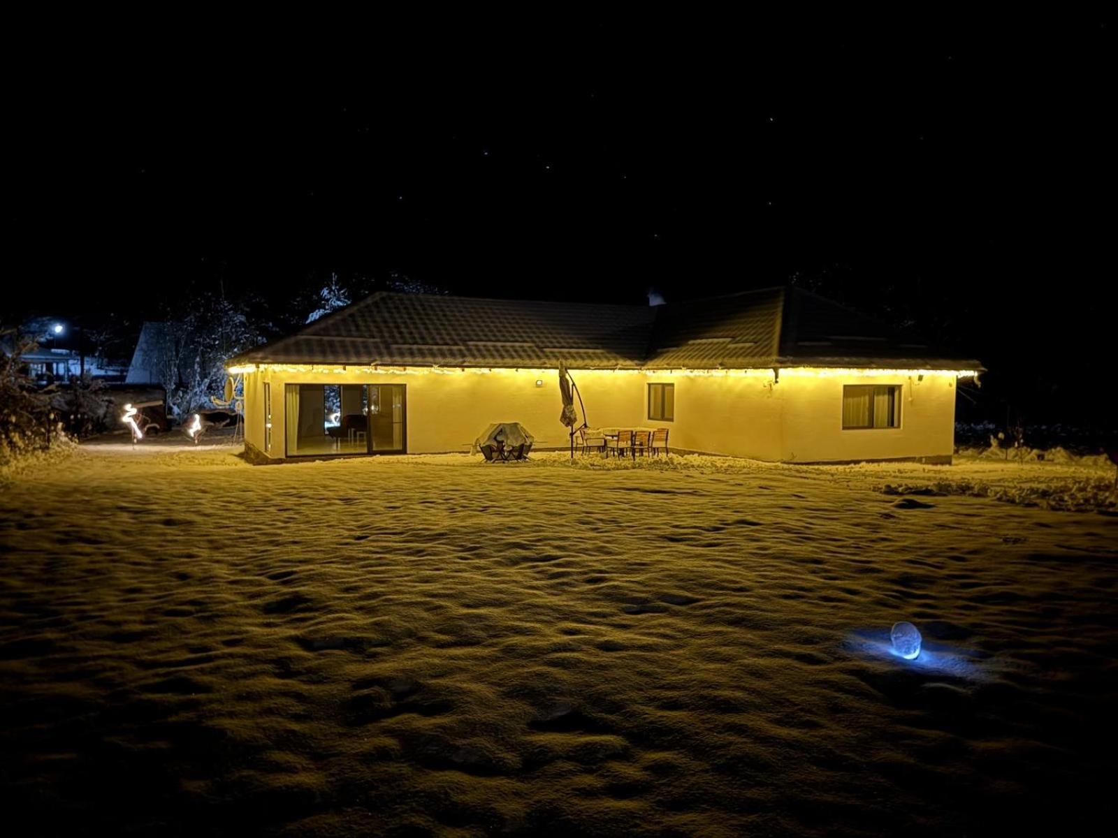 Cottage Bytheriver Arpaşu de Sus Екстериор снимка